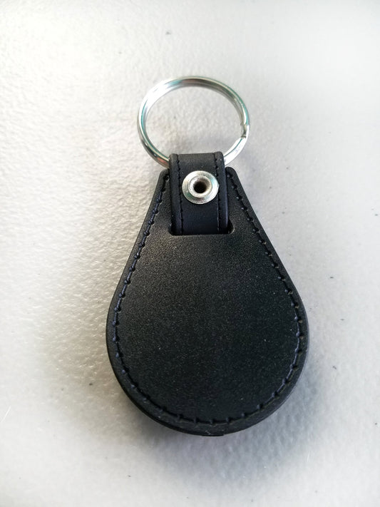 50 CUSTOM Keychains Metal Oval or Leatherette